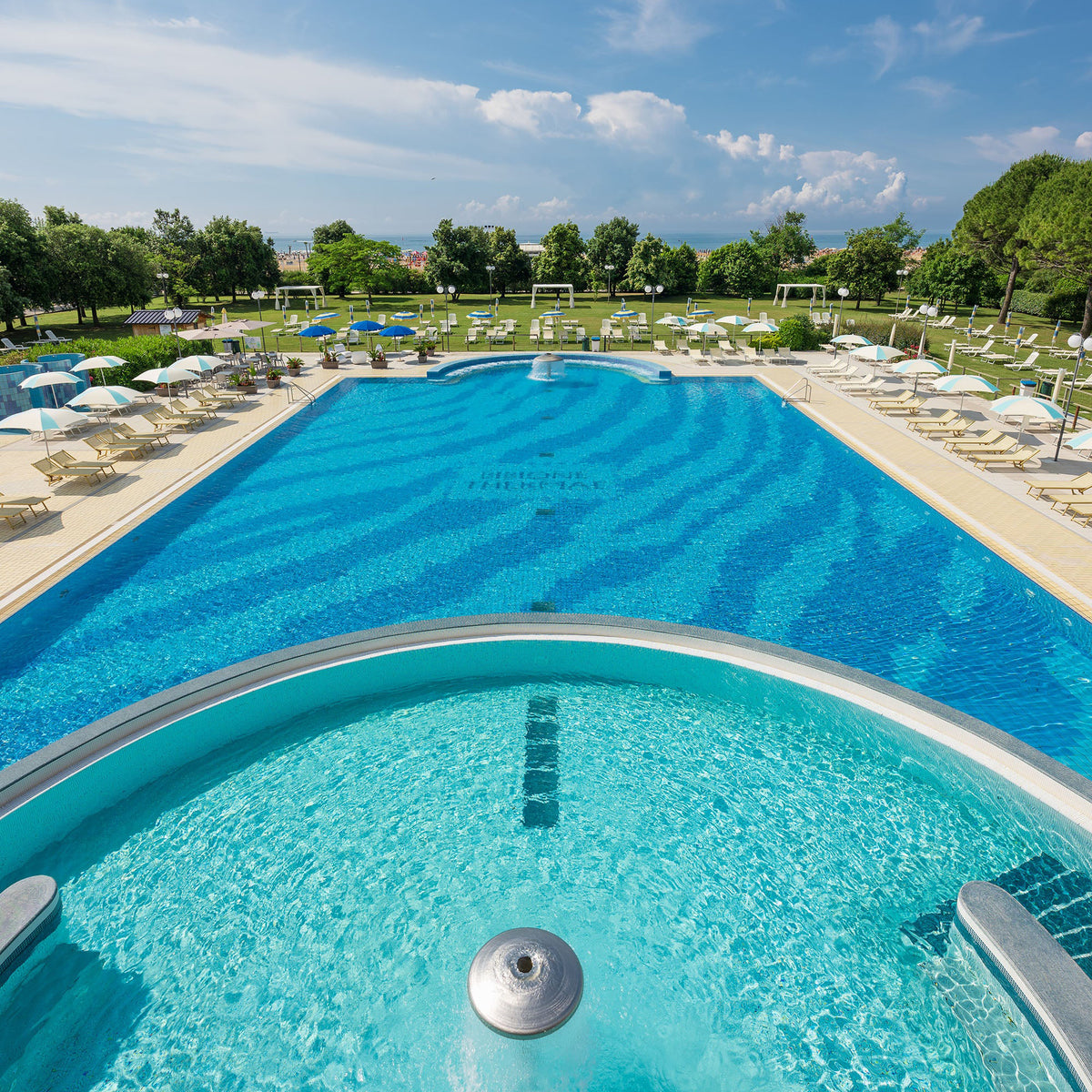Ingresso FESTIVO Piscine Termali Giornaliero - Adulti